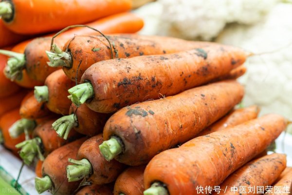 真牛所 萝卜是高血糖的“催化剂”？医生告诫：不想血糖飙升，3物别多吃